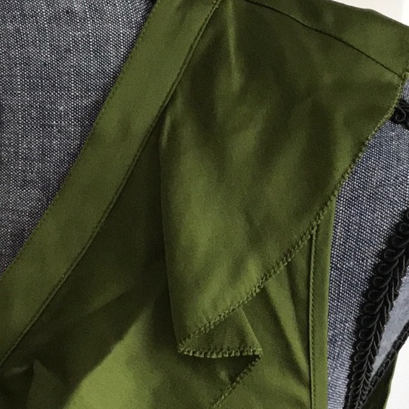 Ann Taylor satin sleeveless top - Picture 2 of 5